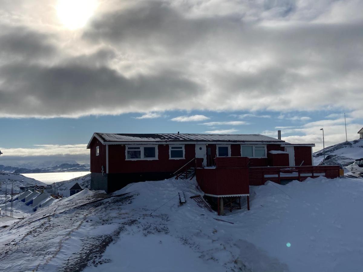 Isi4U Apartments, Snowmobile And Dogsled Sisimiut Eksteriør bilde